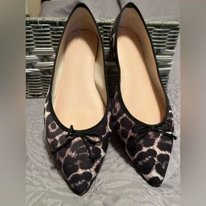 J Crew Leopard flats size 8 EUC